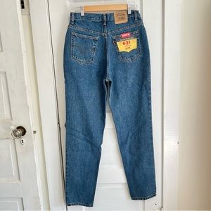 NWT Vintage Levi’s high waisted jeans sz 8/10